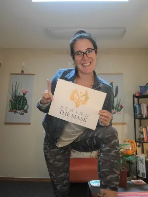 Lindsay Hansen - Behind the Mask Therapy